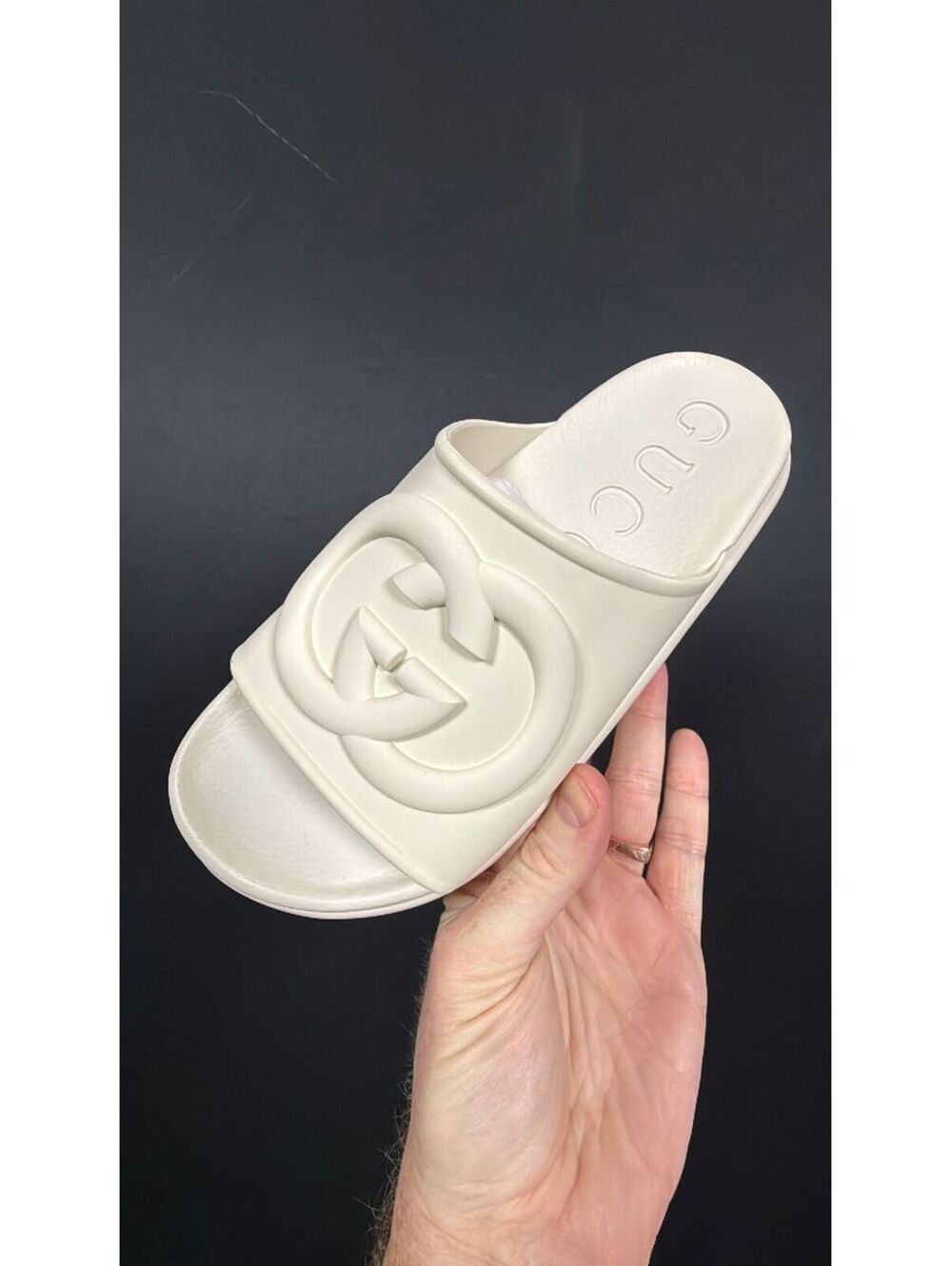 Gucci Off White Soft Rubber GG Platform Slide Size 39